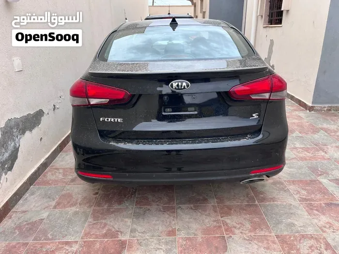 Kia Forte 2017 photo 3