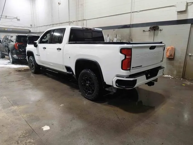 Chevrolet Silverado 2500 2024 photo 5