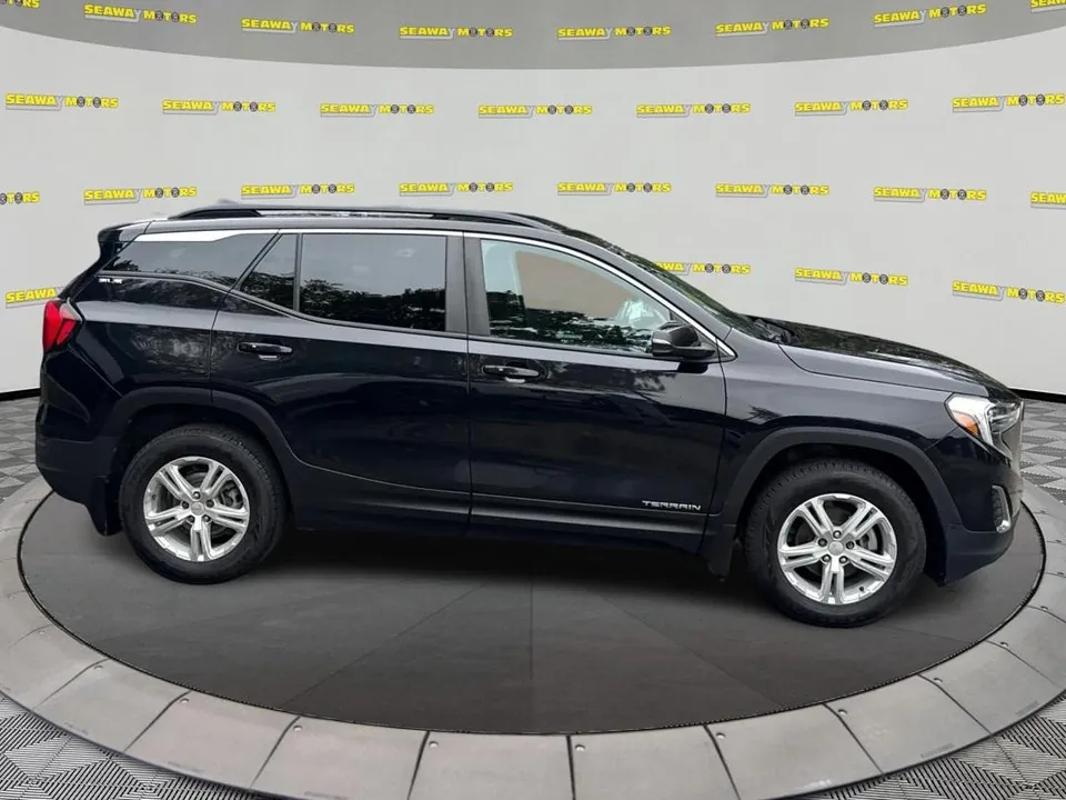 GMC Terrain 2021 photo 2