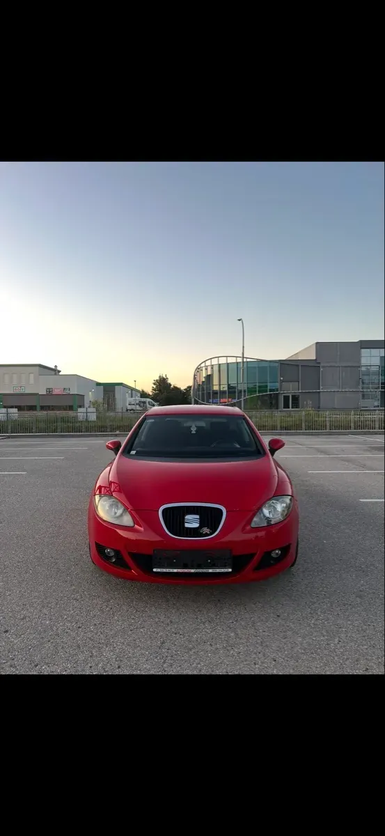 Seat Leon 2006 photo 2