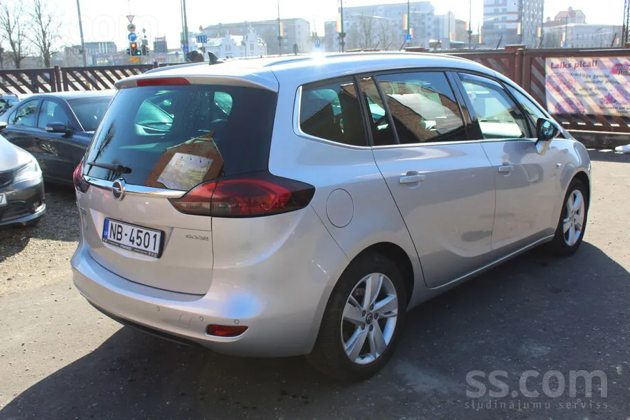 Opel Zafira 2015 photo 4
