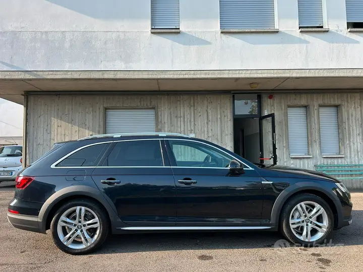 Audi A4 Allroad 2018 photo 2