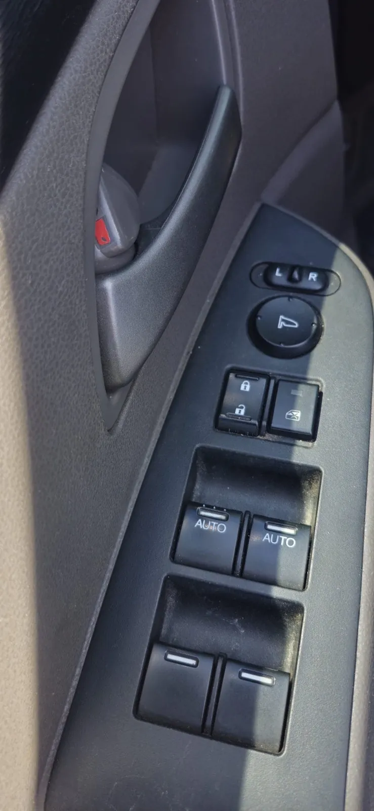 Honda Odyssey 2011 photo 5