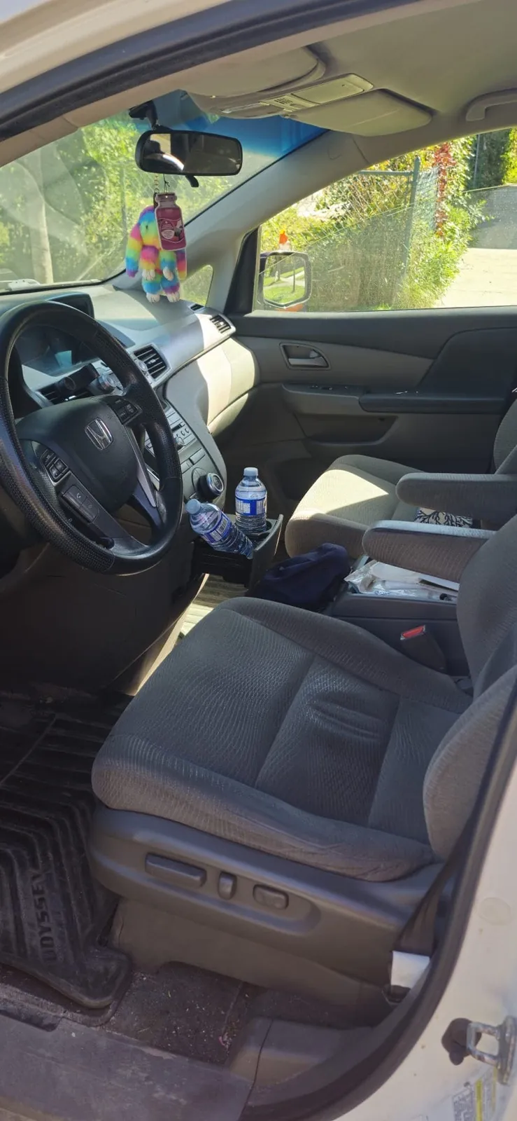 Honda Odyssey 2011 photo 4