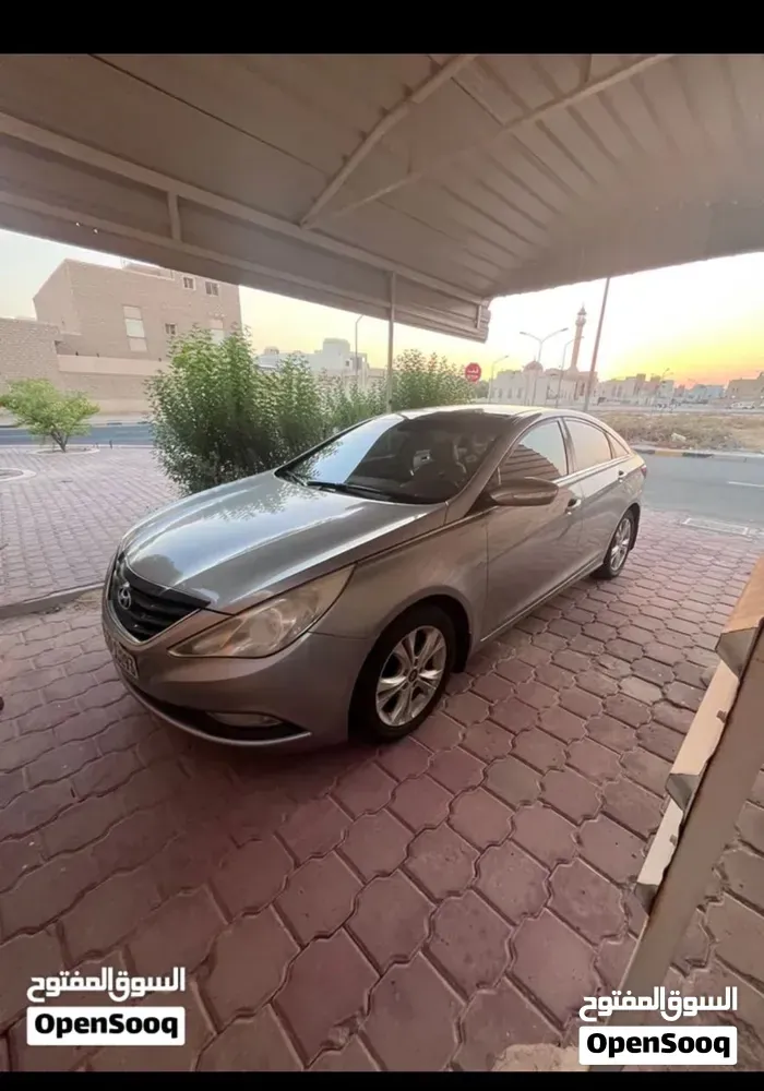 Hyundai Sonata 2013 photo 2