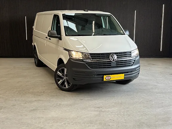 Volkswagen Transporter 2021 photo 2