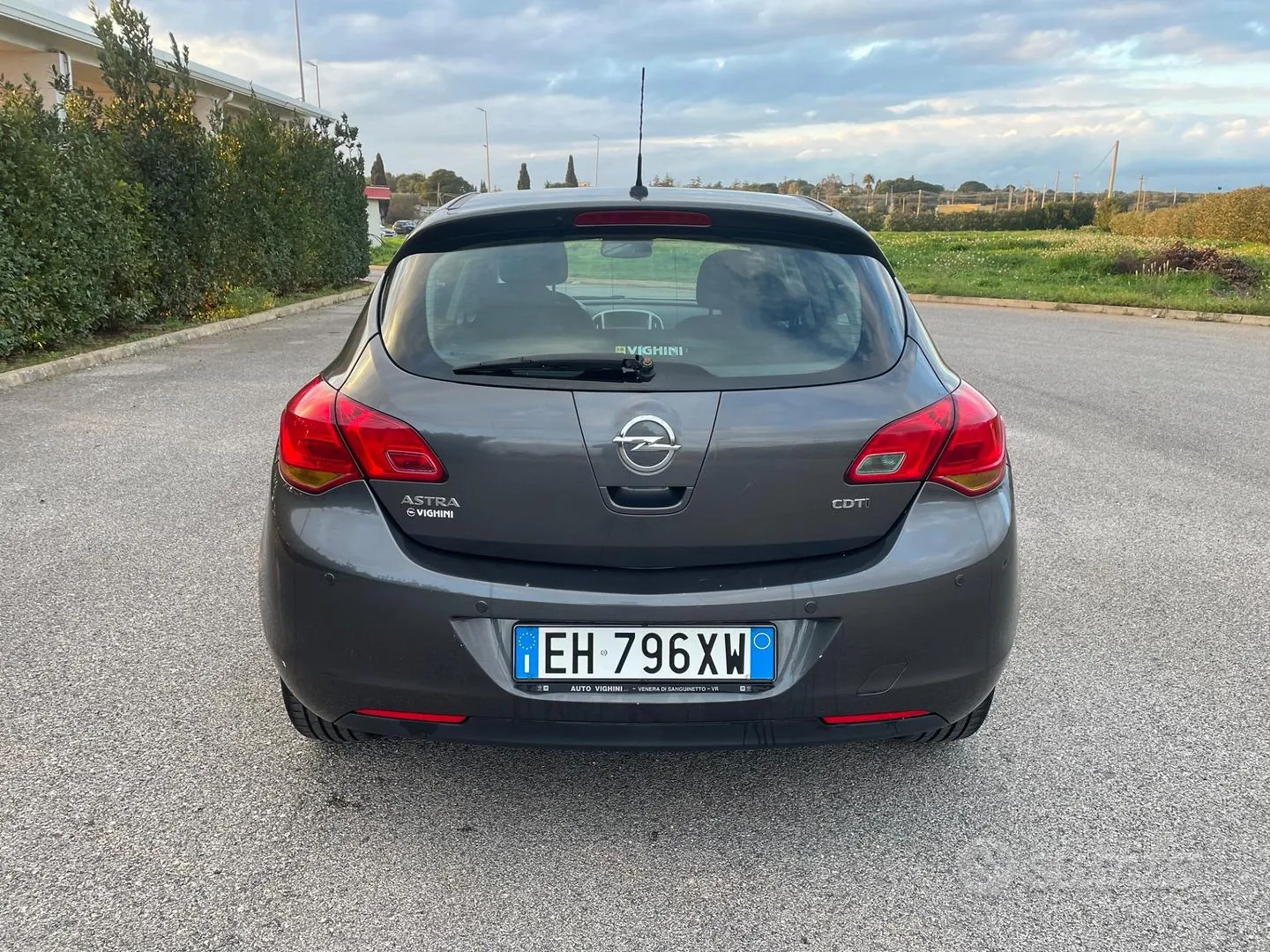 Opel Astra 2012 photo 5