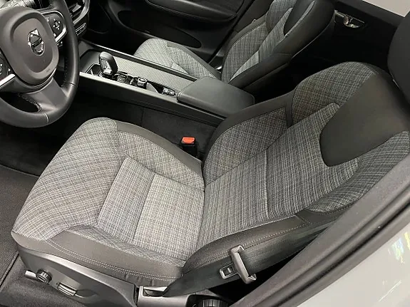 Volvo Xc60 2025 photo 4