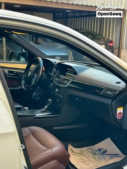 Mercedes-Benz E-Class 2011 photo 2