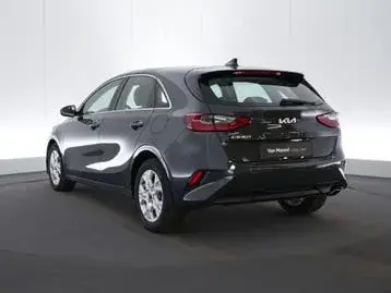 Kia Ceed 2024 photo 3