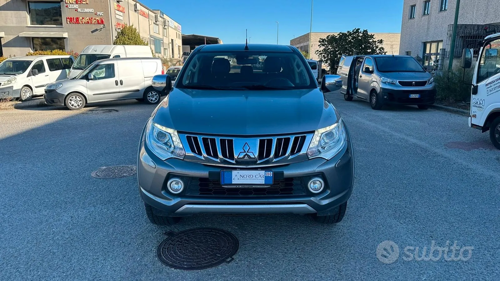 Mitsubishi L200 2015 photo 5