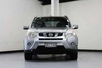 Nissan X-Trail 2011 photo 3