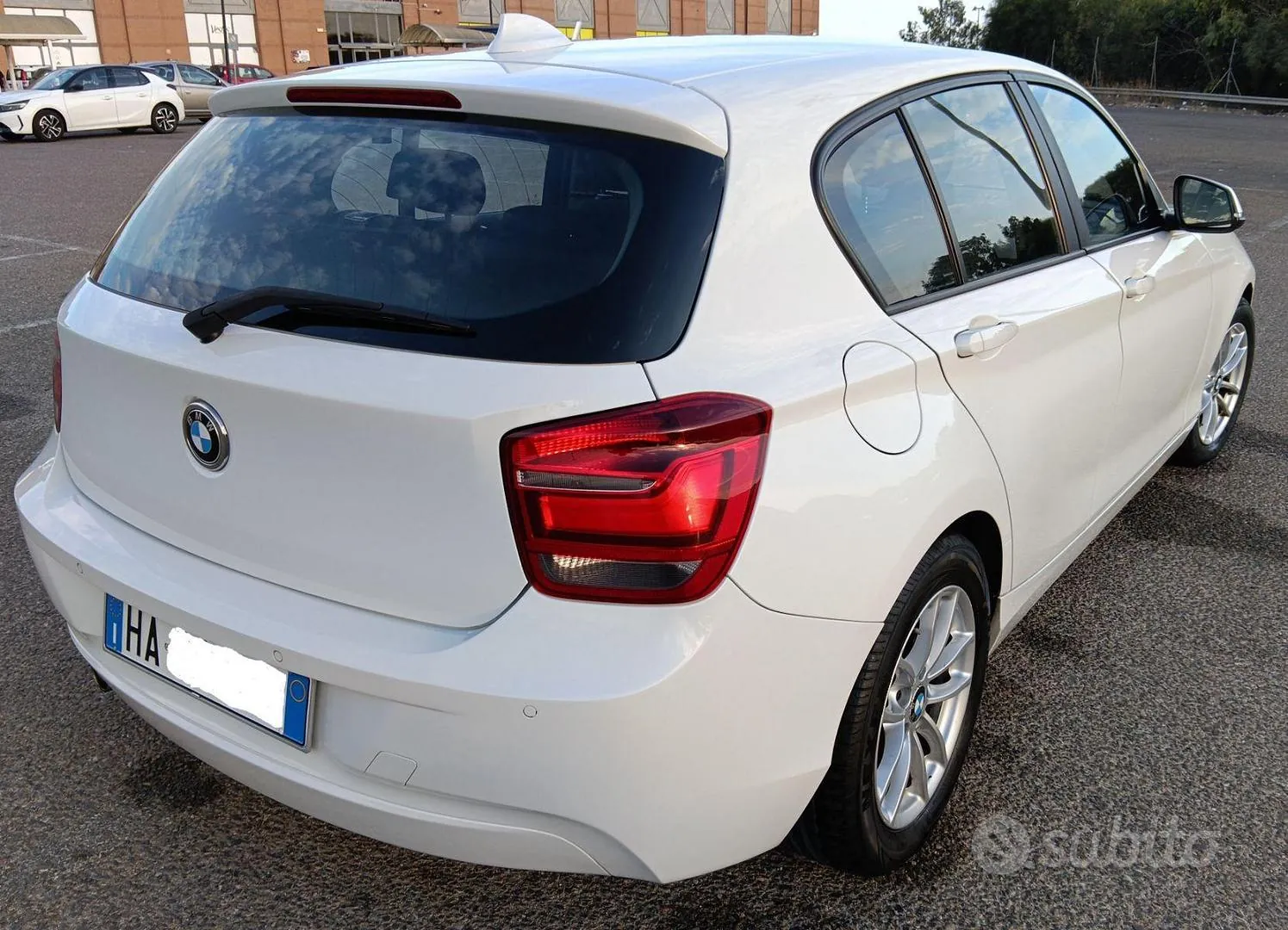 BMW 116D 2015 photo 4