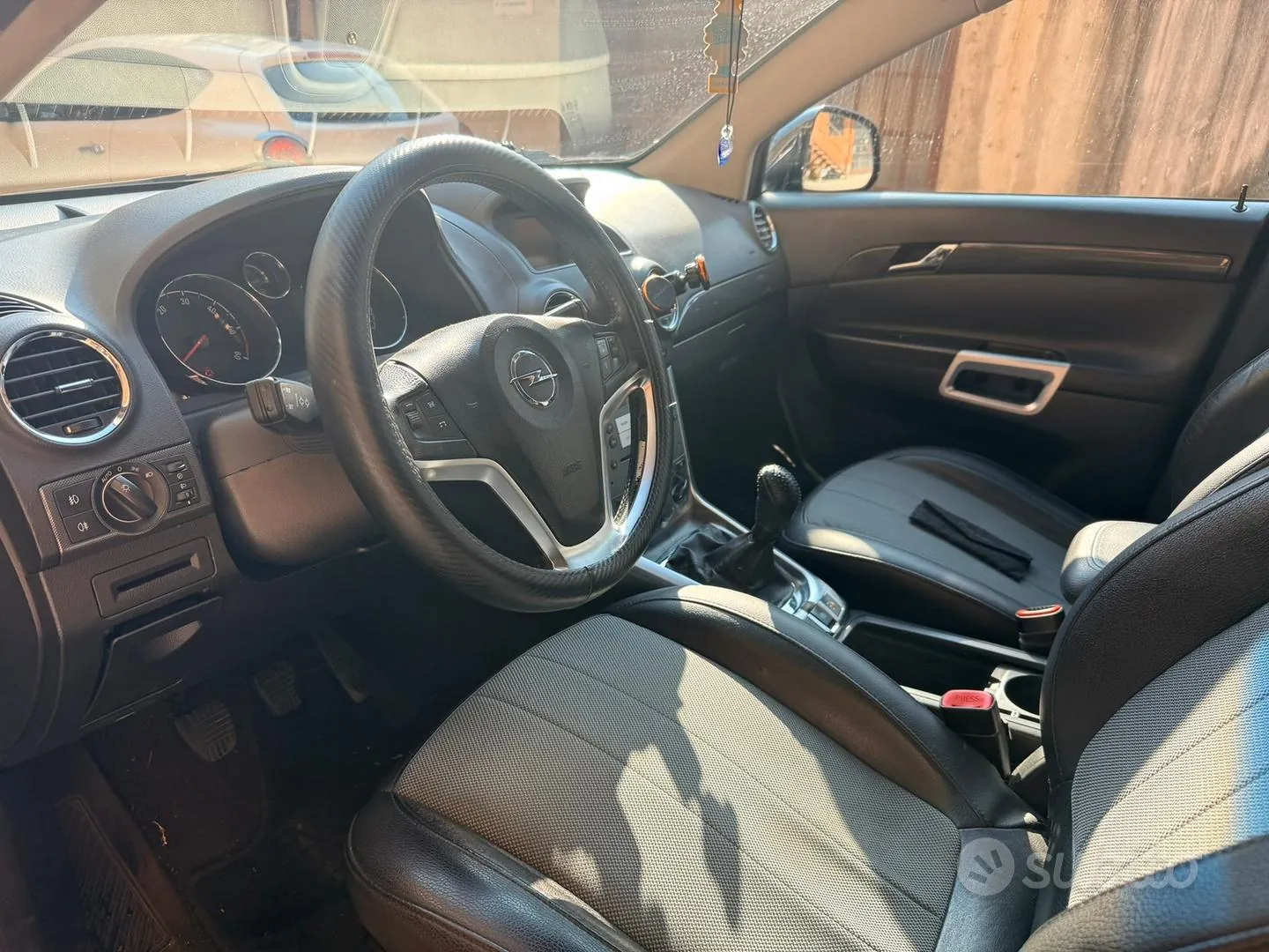 Opel Antara 2012 photo 4