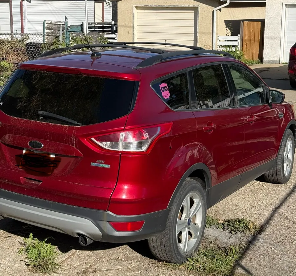 Ford Escape 2013 photo 2