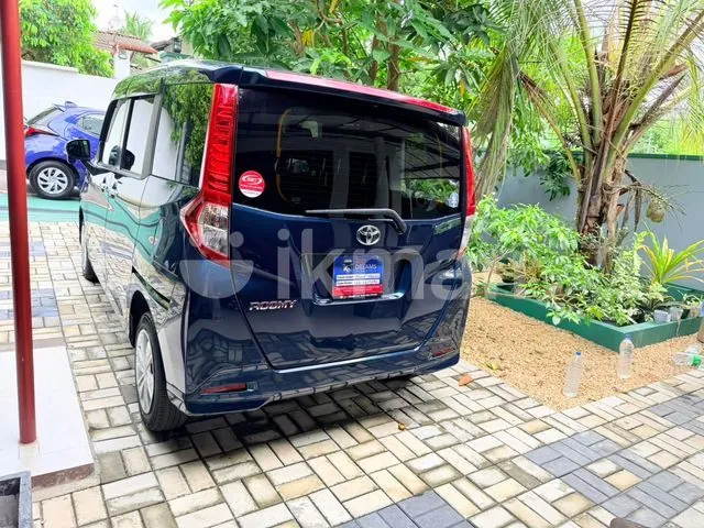 Toyota Roomy 2023 photo 2