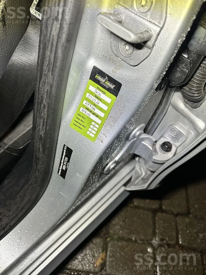 Mercedes-Benz E350 2010 photo 5