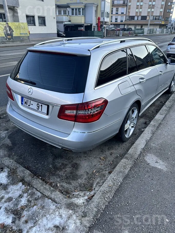 Mercedes-Benz E350 2010 photo 3