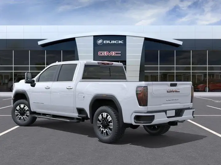 GMC Sierra 3500Hd 2026 photo 3