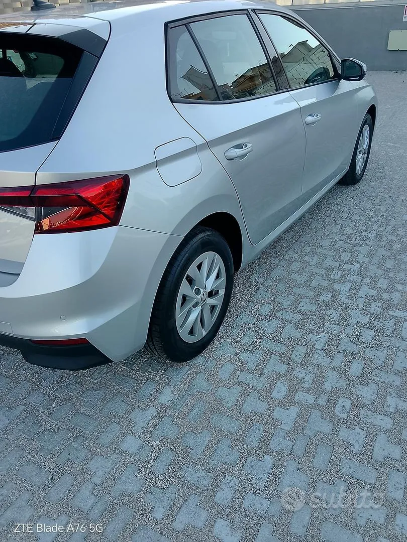 Skoda Fabia 2023 photo 4