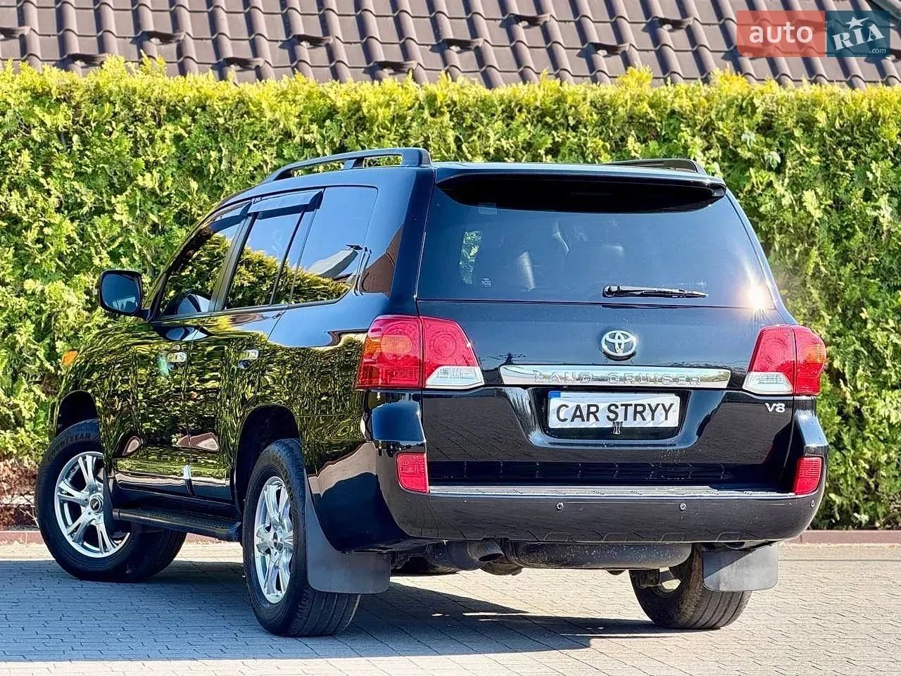 Toyota Land Cruiser 2013 photo 4