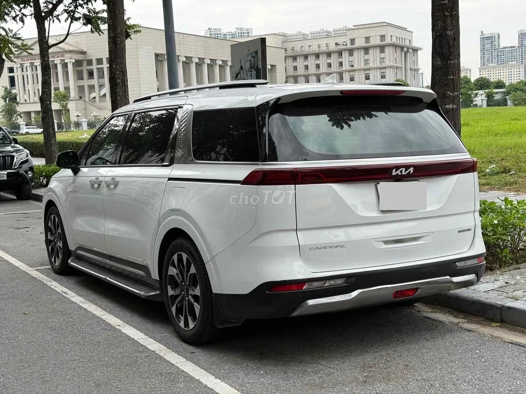 Kia Carnival 2022 photo 4