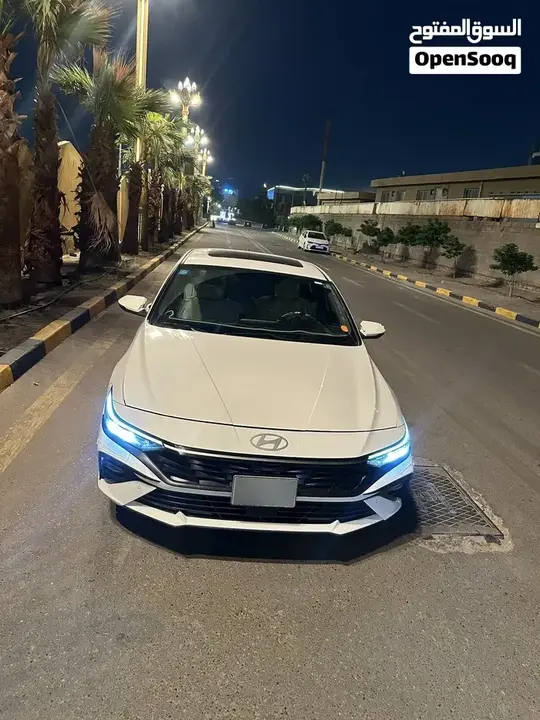 Hyundai Elantra 2024 photo 2