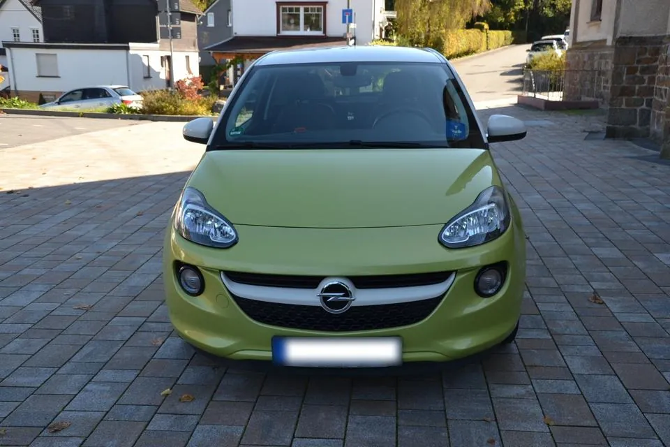 Opel Adam