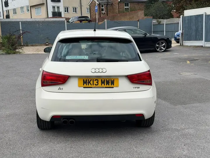 Audi A1 2013 photo 5