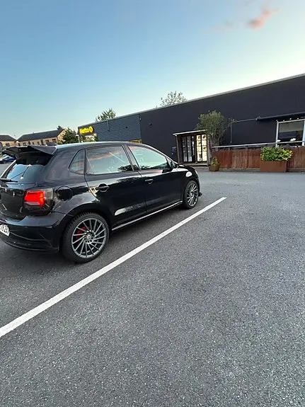 Volkswagen Polo 2009 photo 2