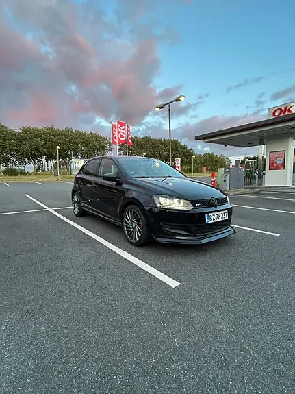 Volkswagen Polo 2009 photo 3