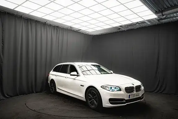 BMW 520D 2015 photo 4