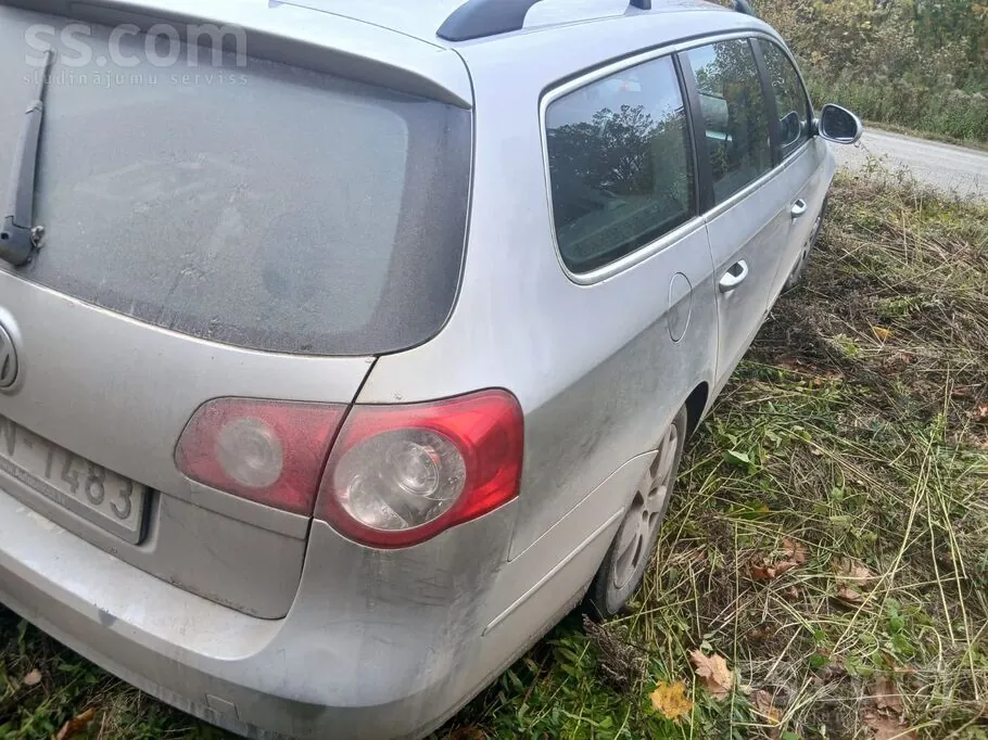 Volkswagen Passat 2010 photo 3