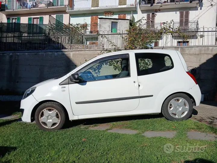 Renault Twingo 2011 photo 3
