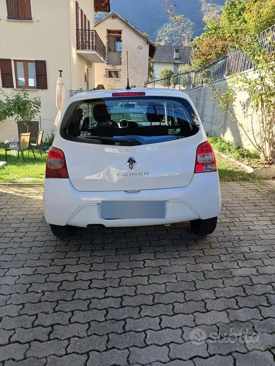 Renault Twingo 2011 photo 4