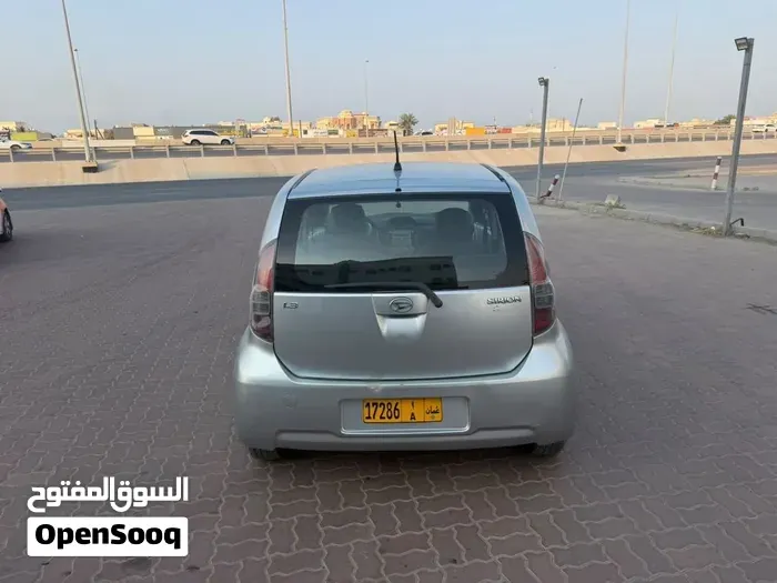 Daihatsu Sirion 2005 photo 4