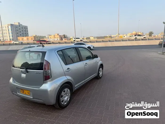 Daihatsu Sirion 2005 photo 3