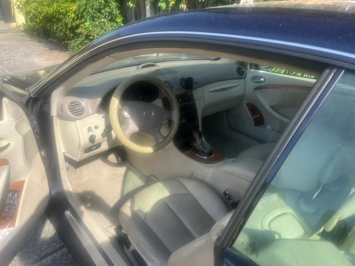 Mercedes-Benz Clk-Class 2003 photo 3