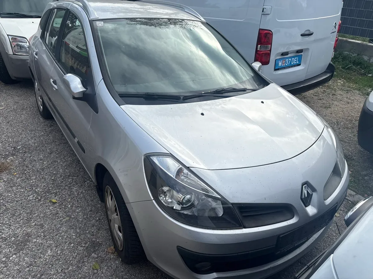 Renault Clio 2008 photo 3