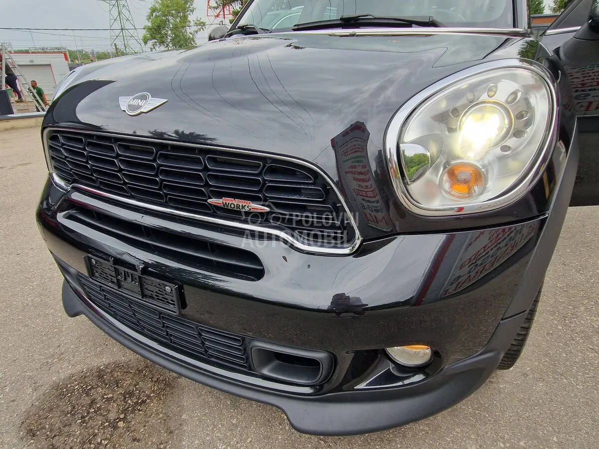 Mini John Cooper Works 2013 photo 3