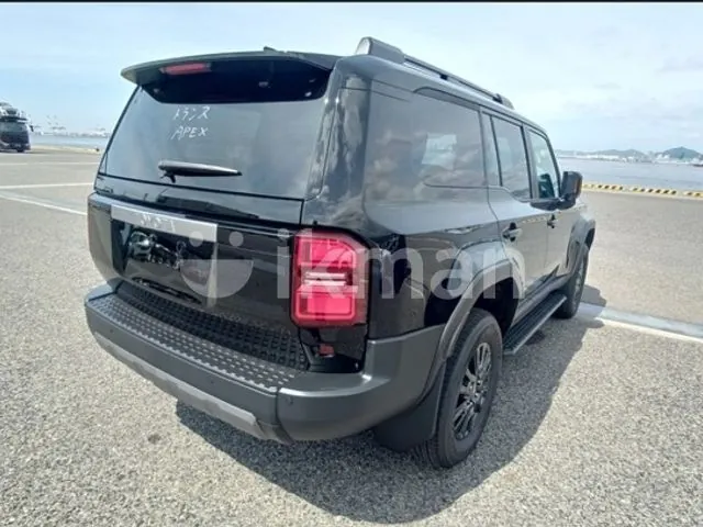 Toyota Land Cruiser Prado 2026 photo 2