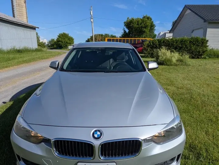 BMW 320I