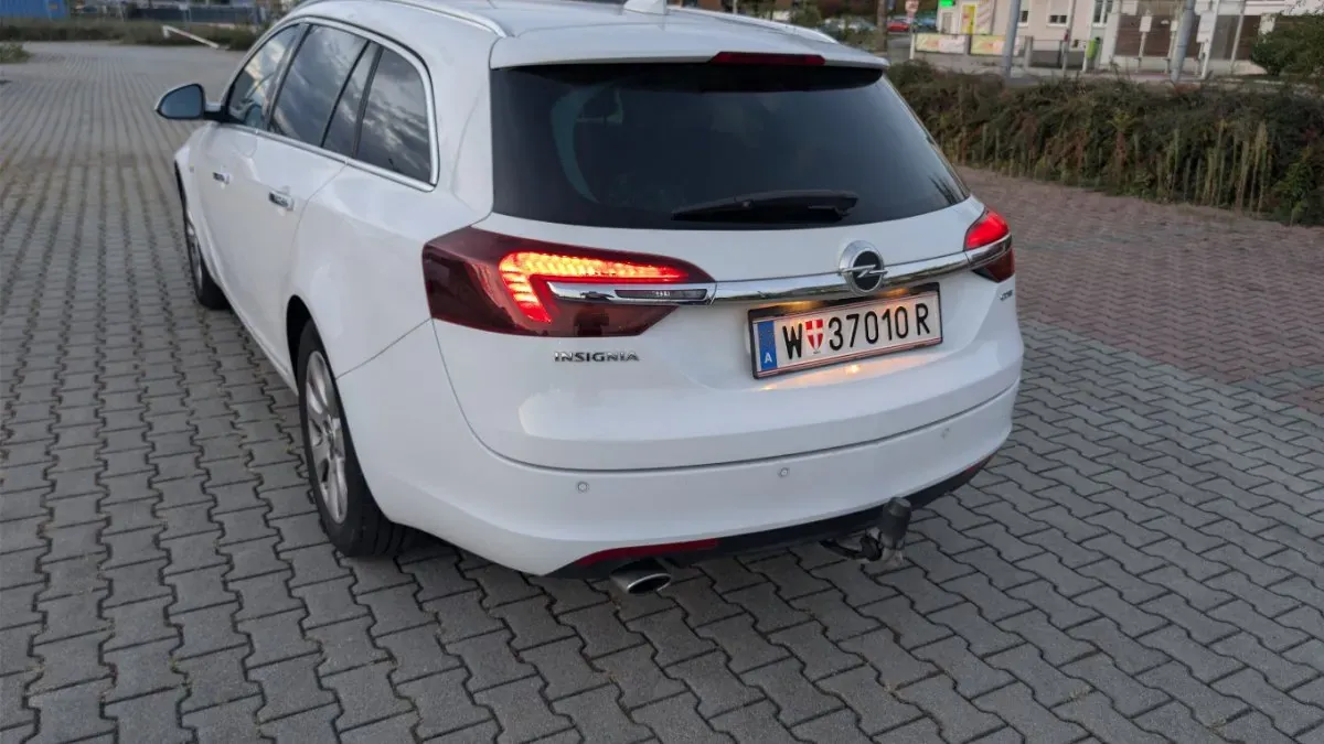Opel Insignia 2017 photo 2
