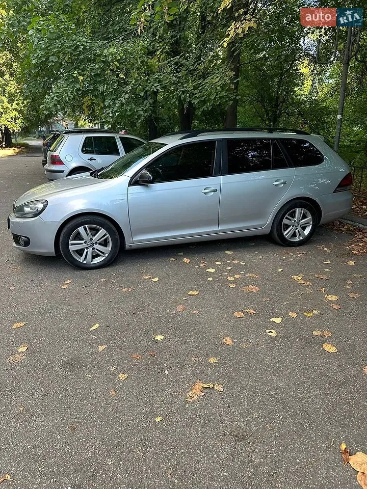 Volkswagen Golf 2012 photo 5