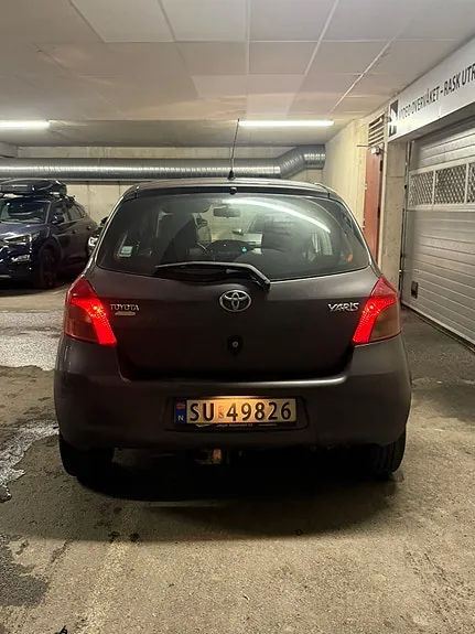 Toyota Yaris 2007 photo 2