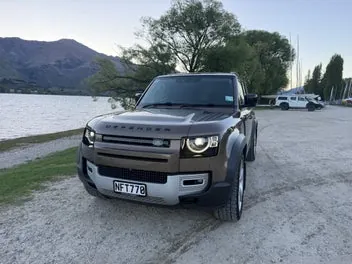 Land Rover Defender 2021 photo 3