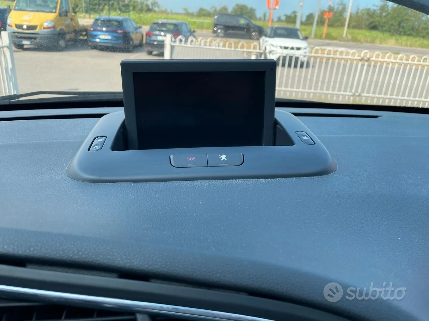 Peugeot 5008 2015 photo 5