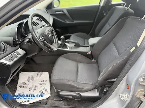 Mazda 3 2011 photo 4