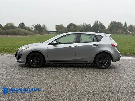 Mazda 3 2011 photo 3