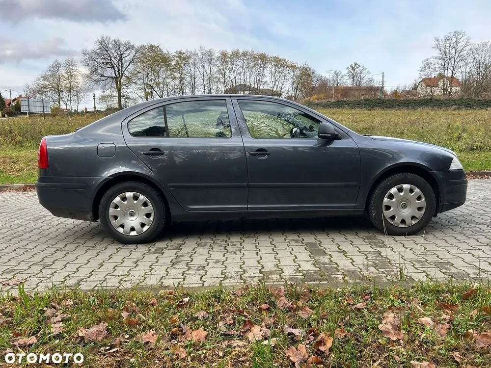 Skoda Octavia 2011 photo 5